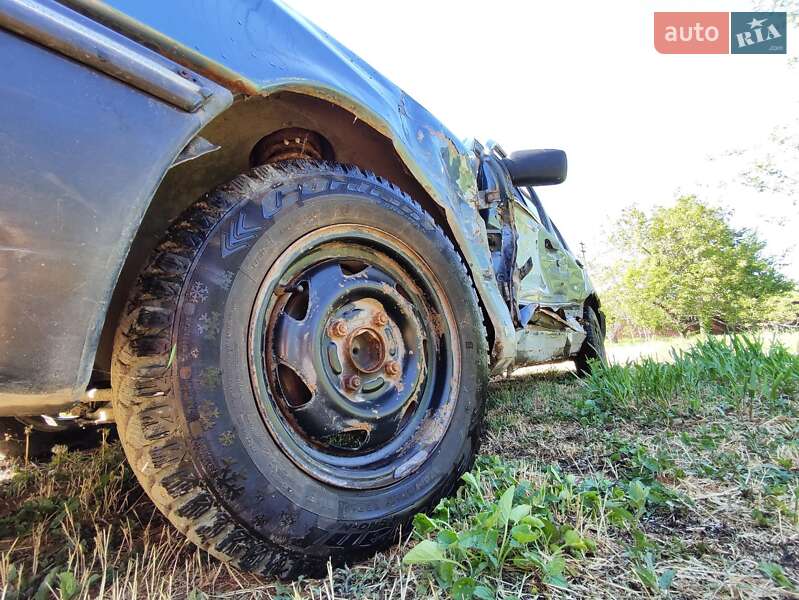 Лифтбек Ford Sierra 1984 в Днепре
