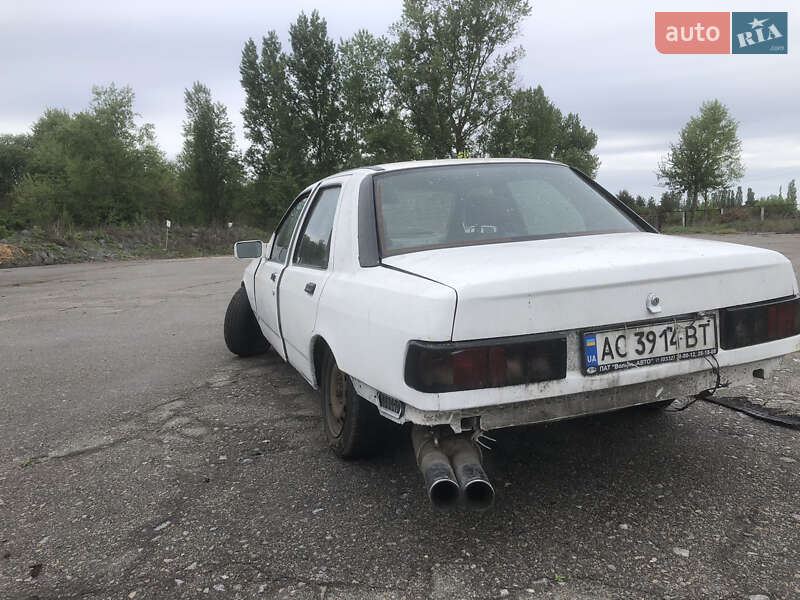 Седан Ford Sierra 1988 в Бородянці