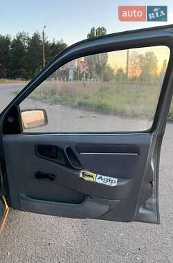 Лифтбек Ford Sierra 1984 в 