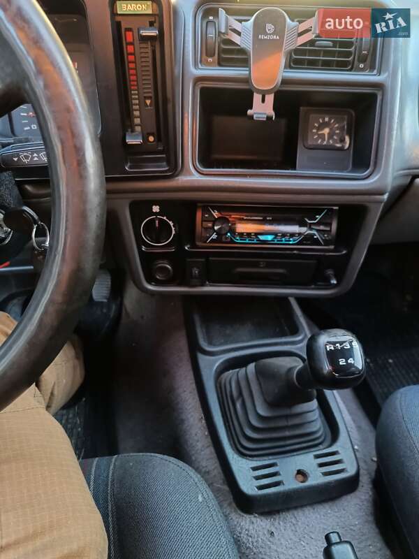 Лифтбек Ford Sierra 1986 в Лозовой