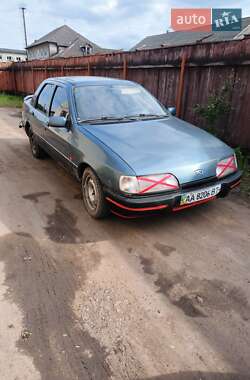 Седан Ford Sierra 1988 в Городенці