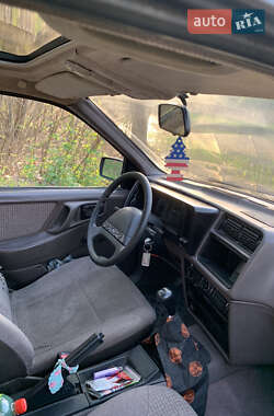 Лифтбек Ford Sierra 1986 в 