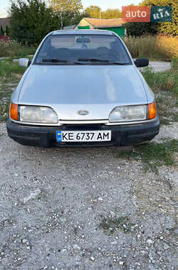 Седан Ford Sierra 1988 в Павлограде