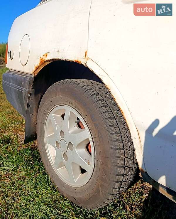 Седан Ford Sierra 1987 в Чернигове фото 3 Седан Ford Sierra 1987 в Чернигове