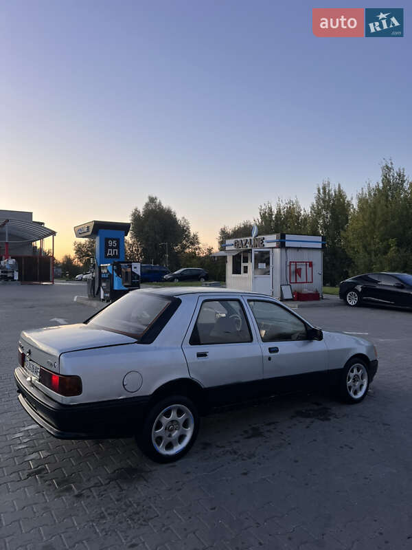 Седан Ford Sierra 1987 в Хмельницком