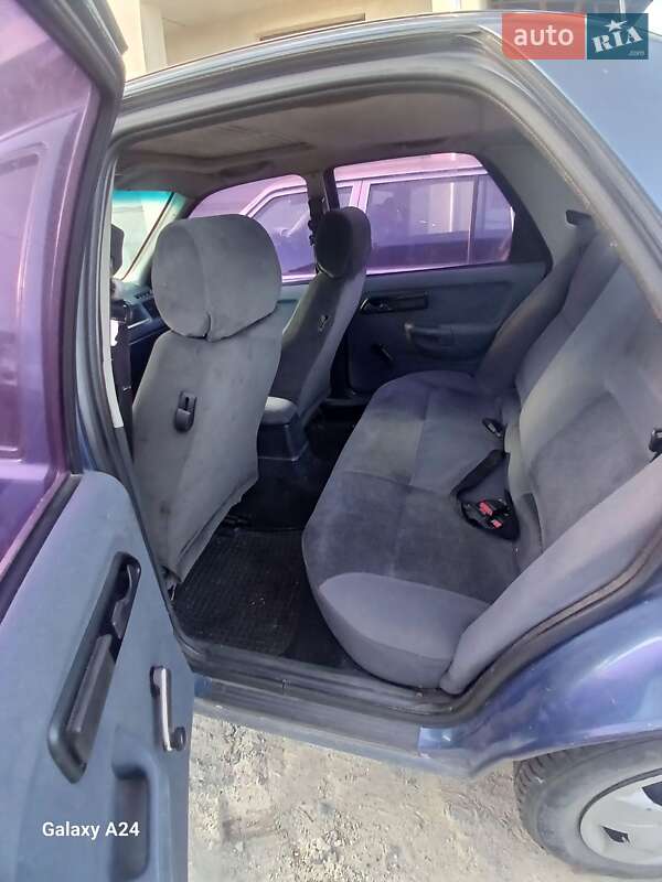 Седан Ford Sierra 1990 в Тернополе