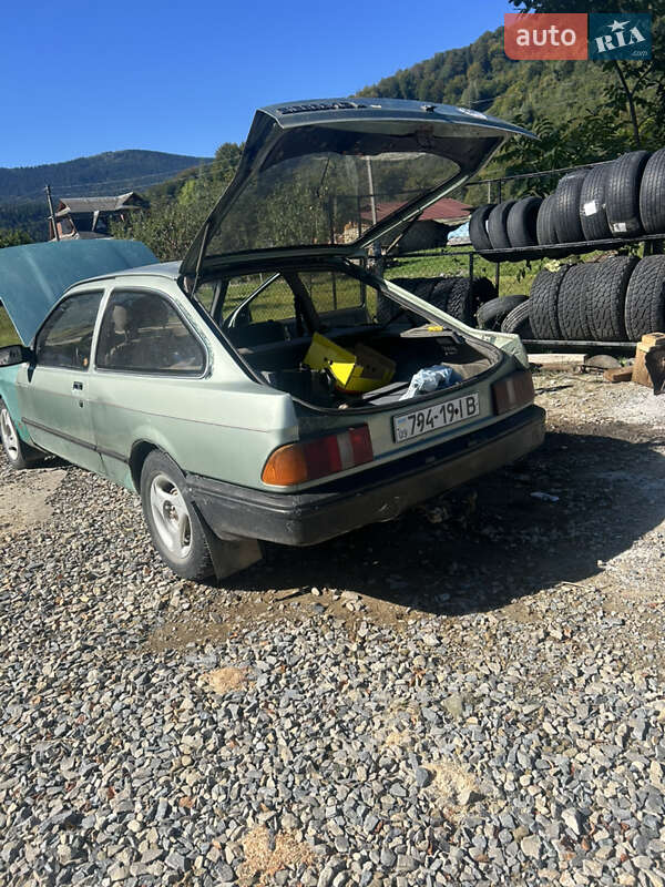 Купе Ford Sierra 1986 в 