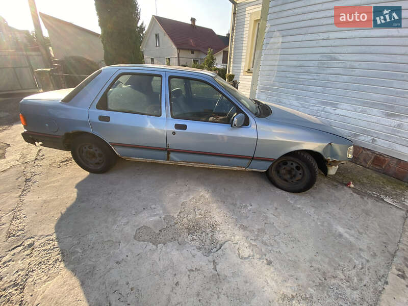 Седан Ford Sierra 1988 в Львове