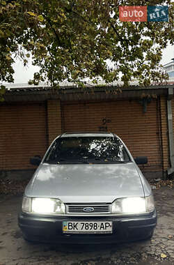 Седан Ford Sierra 1991 в Рівному