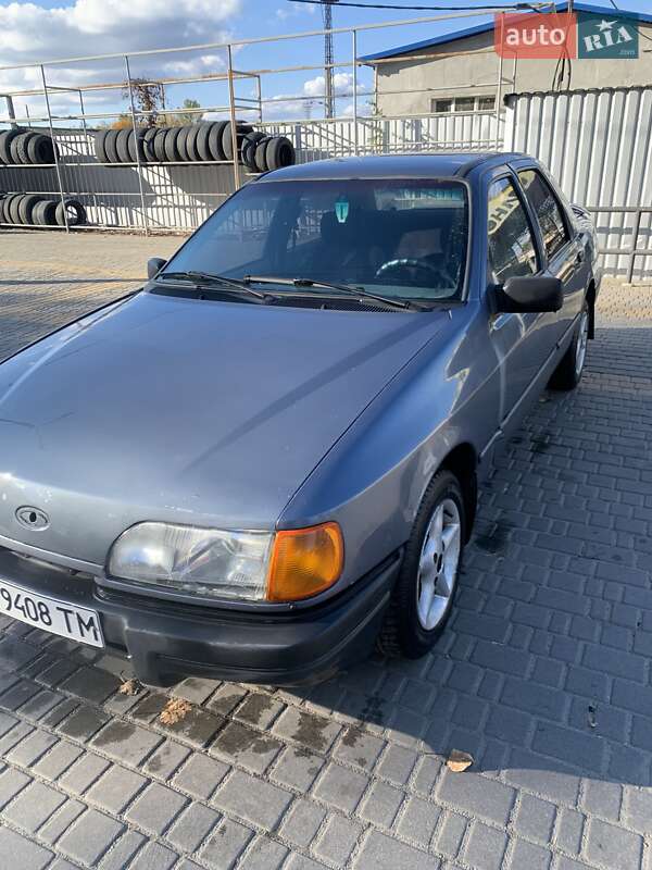 Седан Ford Sierra 1987 в Никополе