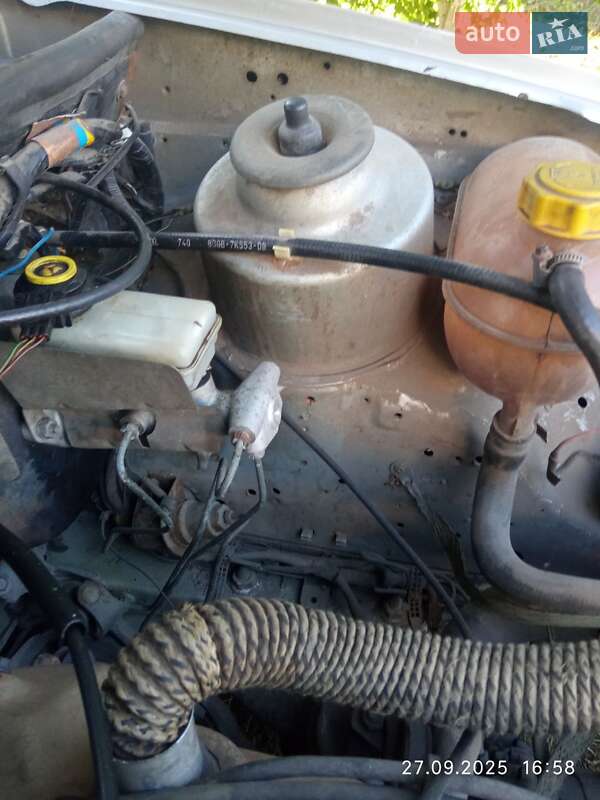 Седан Ford Sierra 1992 в Яготине