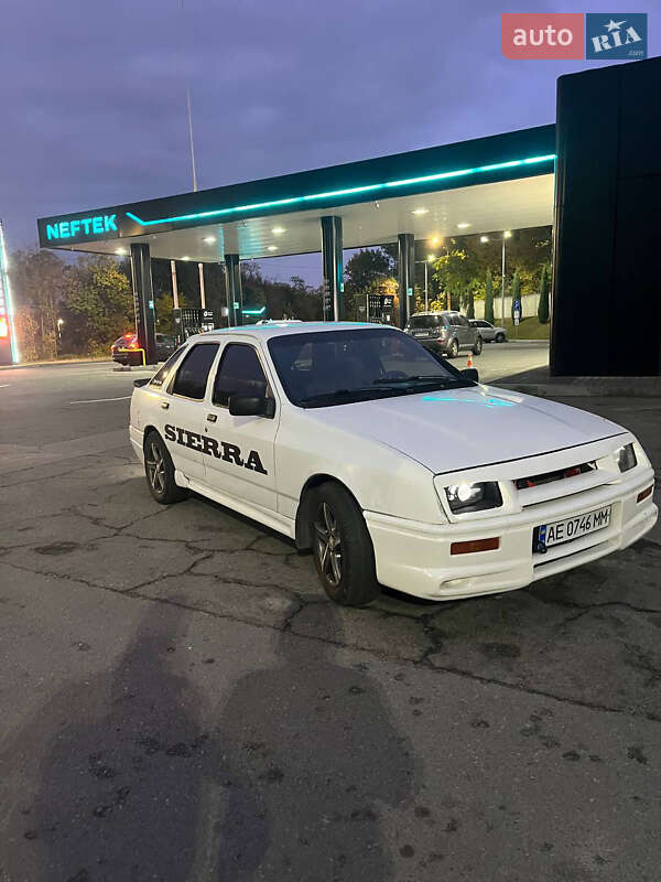 Ліфтбек Ford Sierra 1984 в Дніпрі