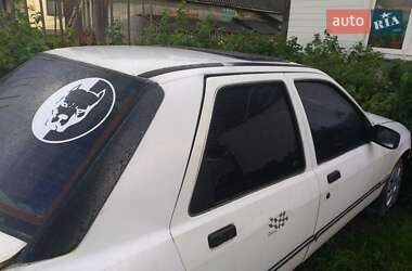 Седан Ford Sierra 1987 в Рахові