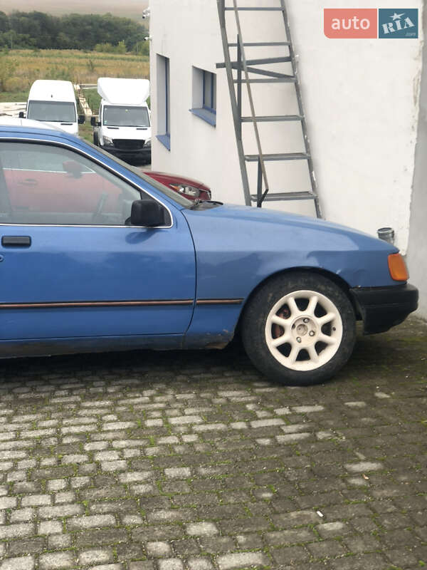 Седан Ford Sierra 1987 в Кіцмані