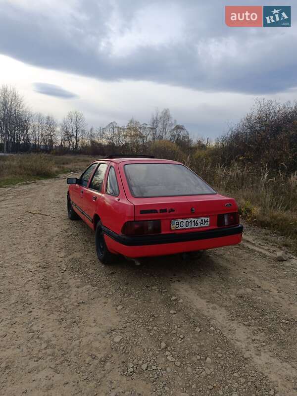 Ліфтбек Ford Sierra 1990 в Долині