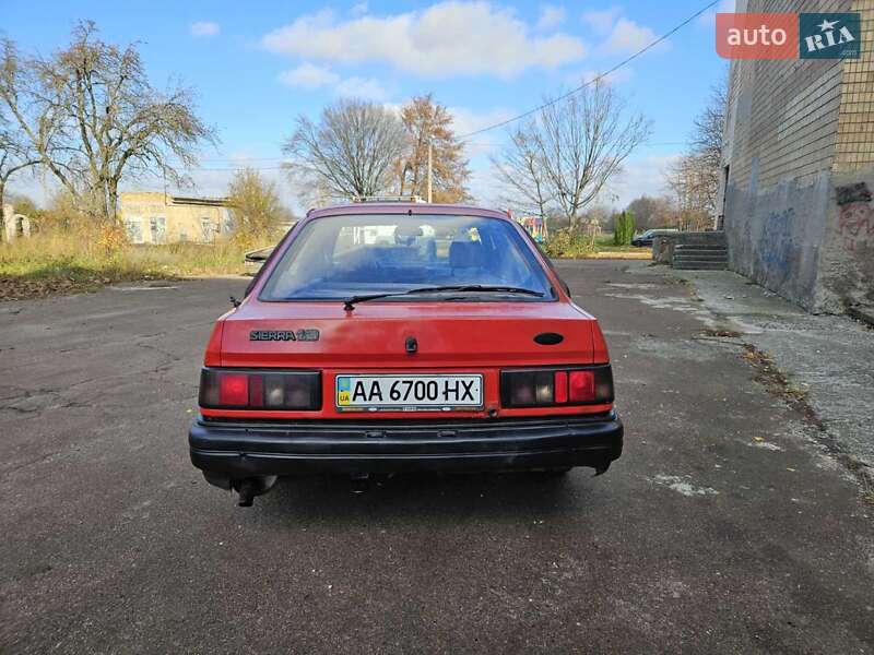 Ліфтбек Ford Sierra 1989 в Обухові