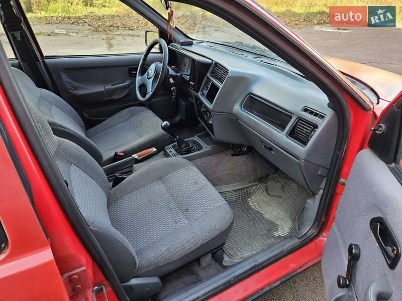 Ліфтбек Ford Sierra 1989 в Обухові