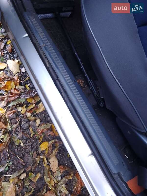 Седан Ford Sierra 1988 в Черновцах фото 9 Седан Ford Sierra 1988 в Черновцах