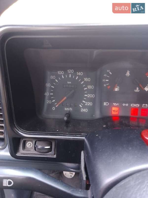 Седан Ford Sierra 1988 в Черновцах фото 13 Седан Ford Sierra 1988 в Черновцах