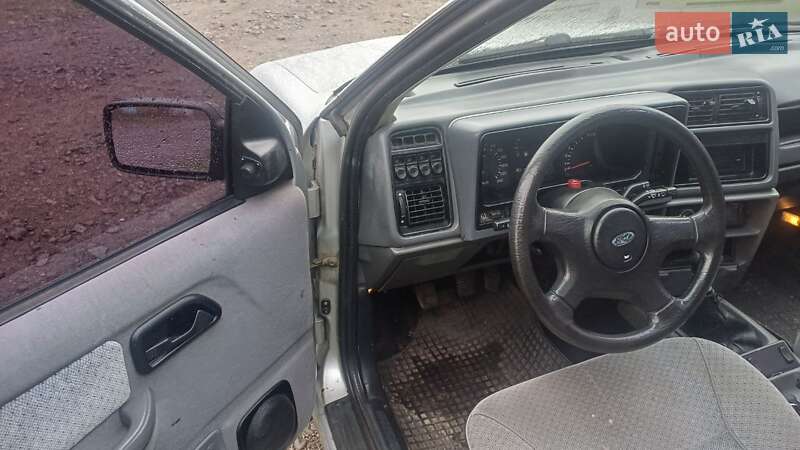 Седан Ford Sierra 1987 в Запорожье
