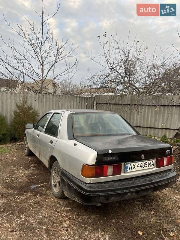 Седан Ford Sierra 1988 в Зміїві