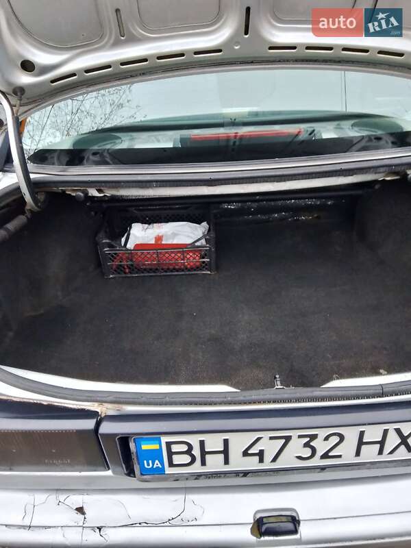 Седан Ford Sierra 1992 в Измаиле