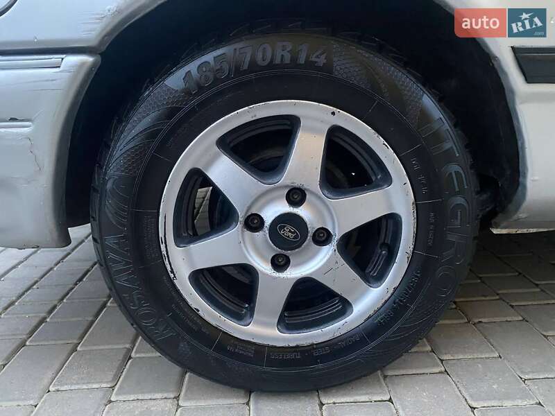 Лифтбек Ford Sierra 1987 в Одессе фото 30 Лифтбек Ford Sierra 1987 в Одессе