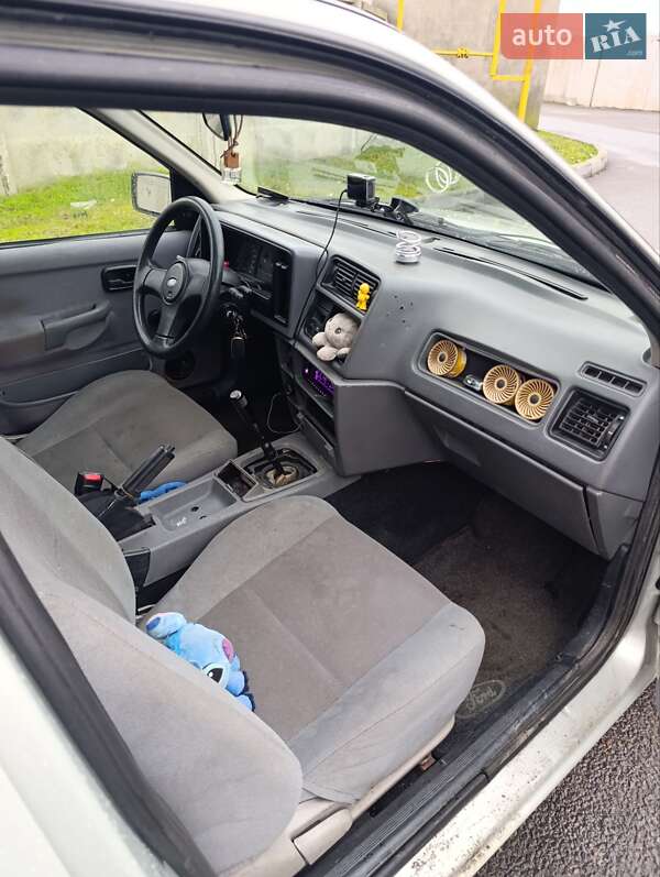 Седан Ford Sierra 1990 в Одессе