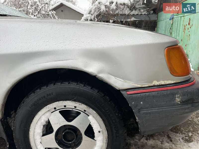 Седан Ford Sierra 1989 в Буске