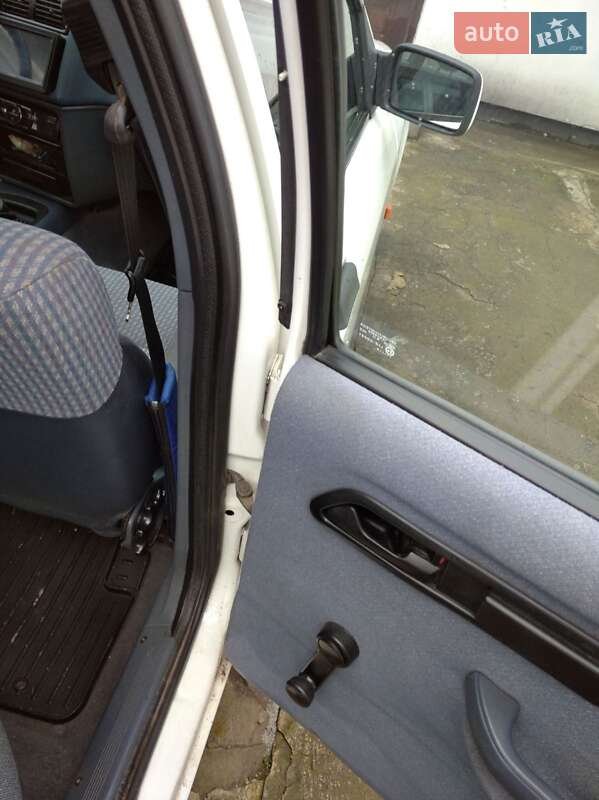 Седан Ford Sierra 1989 в Луцьку фото 23 Седан Ford Sierra 1989 в Луцьку