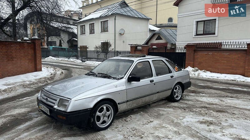 Лифтбек Ford Sierra 1986 в Ивано-Франковске