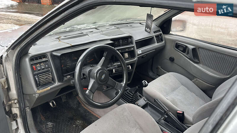 Лифтбек Ford Sierra 1986 в Ивано-Франковске