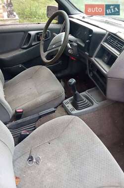 Ліфтбек Ford Sierra 1986 в Овручі