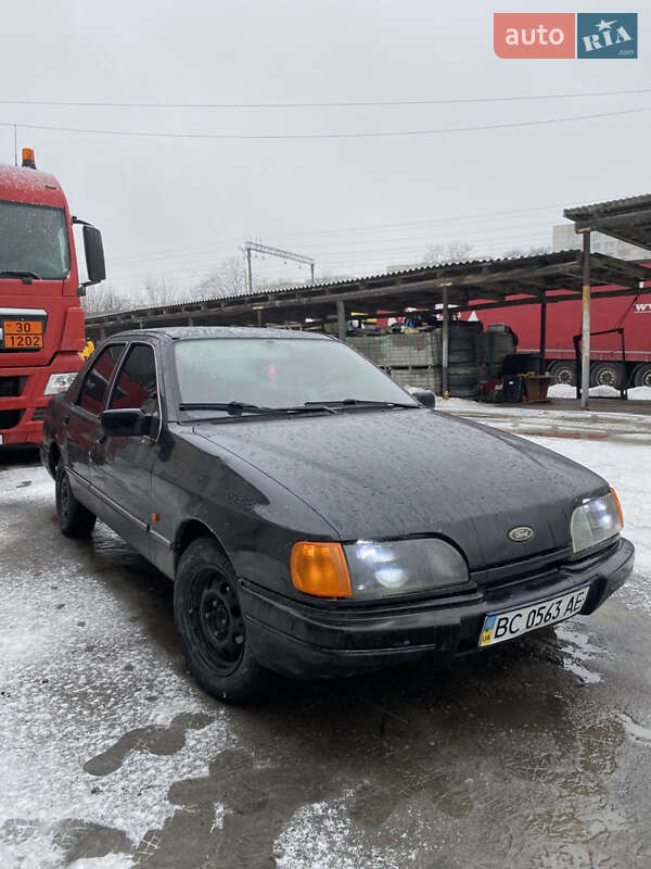 Седан Ford Sierra 1988 в Старому Самборі