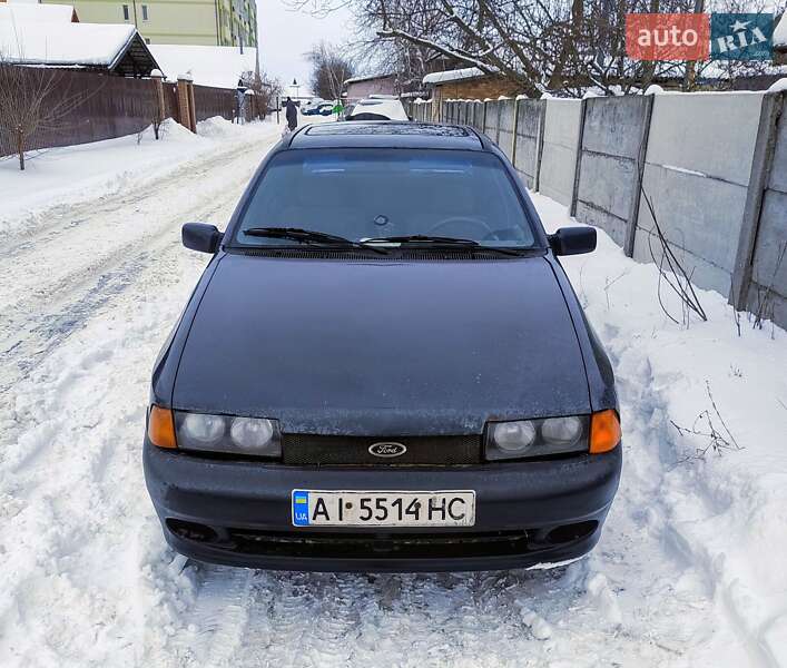 Седан Ford Sierra 1988 в Новых Петровцах