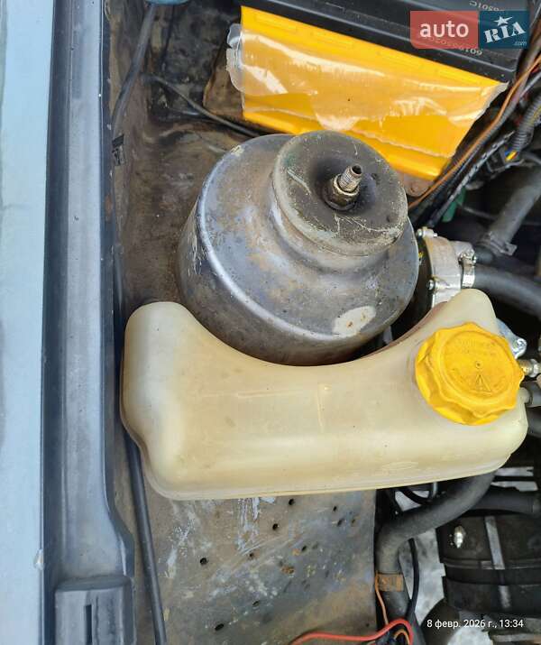 Седан Ford Sierra 1988 в Новых Петровцах