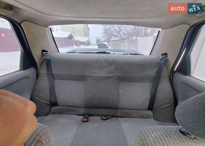 Седан Ford Sierra 1988 в Новых Петровцах