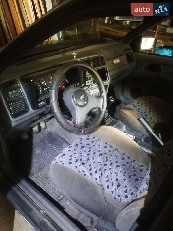 Седан Ford Sierra 1988 в Запорожье фото 3 Седан Ford Sierra 1988 в Запорожье