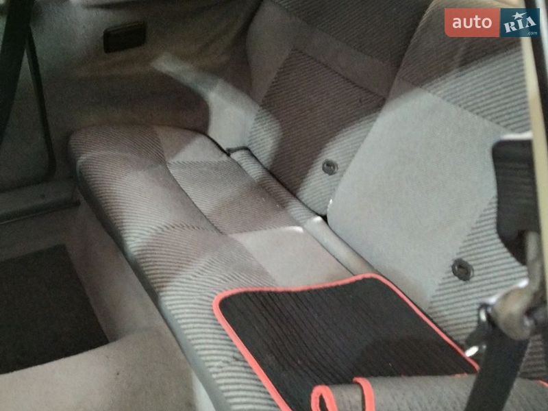 Лифтбек Ford Sierra 1987 в Ровно