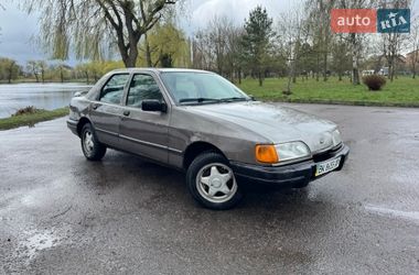 Седан Ford Sierra 1988 в Ровно
