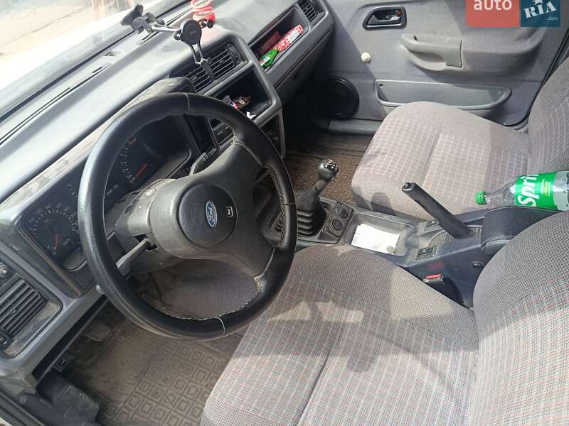Седан Ford Sierra 1988 в Боярке