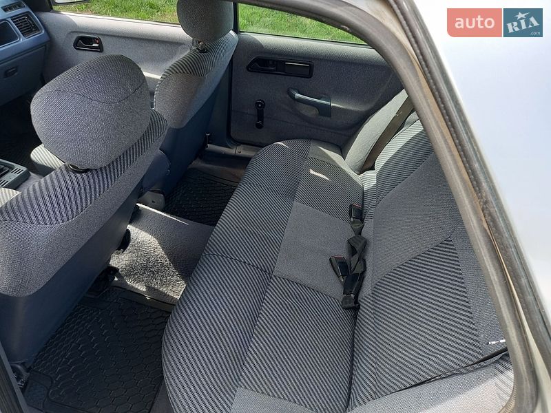 Седан Ford Sierra 1988 в Германовке