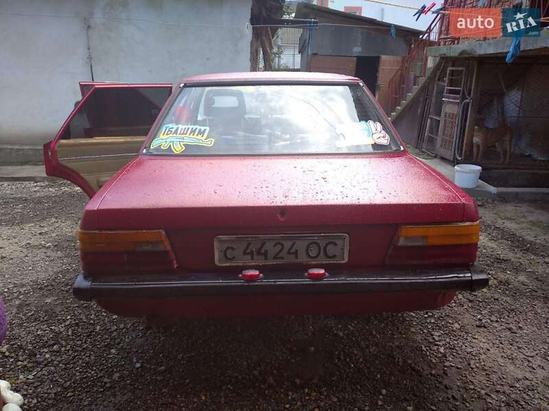 Седан Ford Taunus 1981 в Рогатине