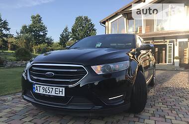 Седан Ford Taurus 2017 в Ивано-Франковске