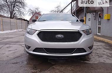 Седан Ford Taurus 2015 в Днепре