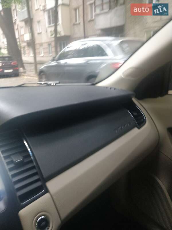 Седан Ford Taurus 2019 в Днепре