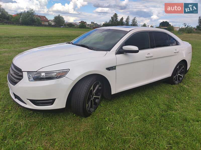 Ford Taurus, фото из объявления