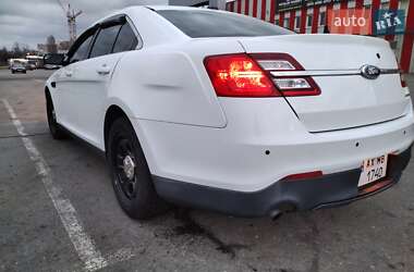 Седан Ford Taurus 2015 в Харькове