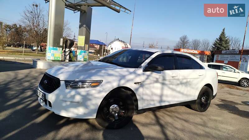 Седан Ford Taurus 2015 в Харькове