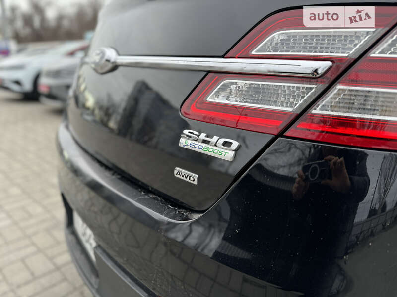 Седан Ford Taurus 2018 в Днепре